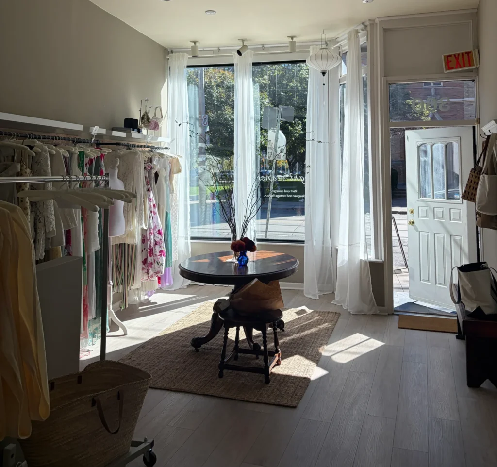 Eight Cranes boutique photograph